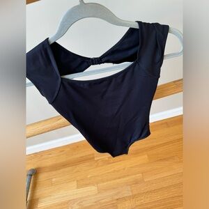 Ballet Rosa cap sleeve black Leo